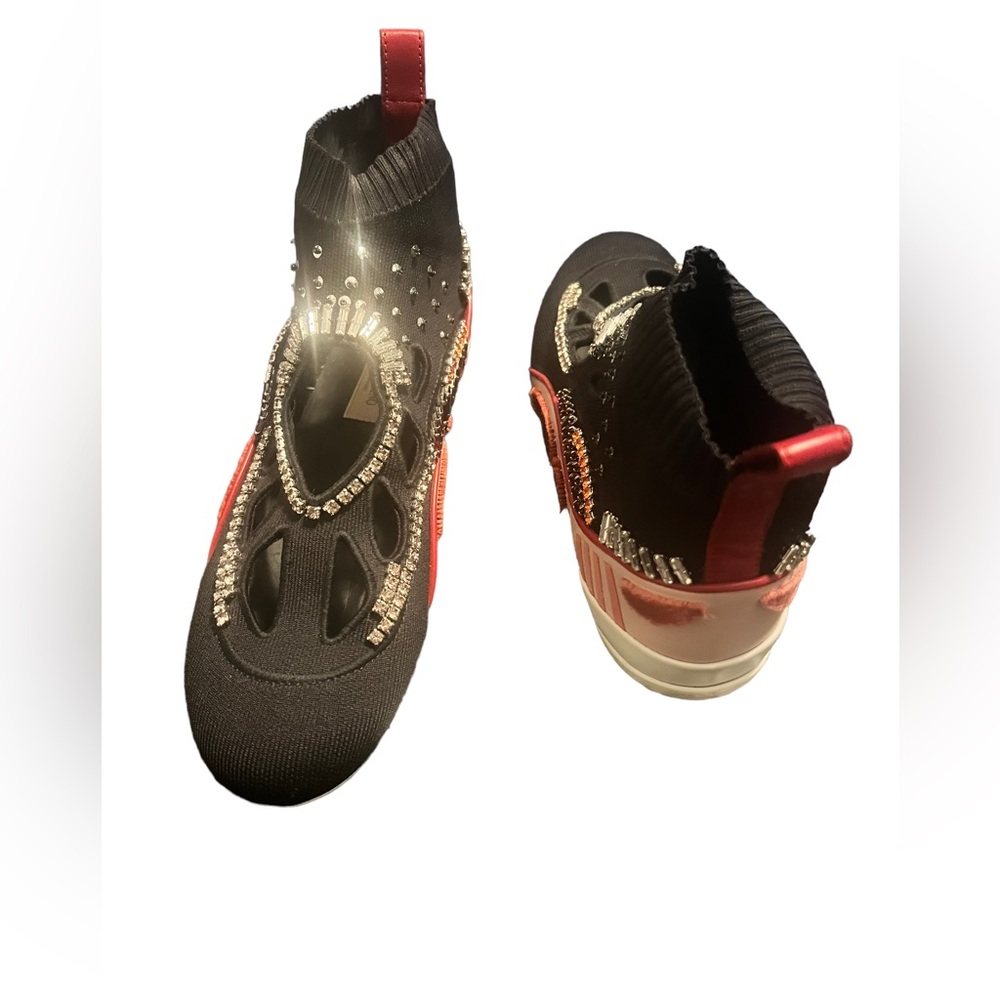 Embellished Sock Sneakers
Size: EU 36 US 6